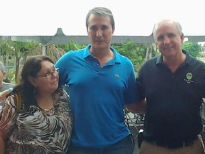Daisy Cabrera, la boletera, with Sen. Rene Garcia and Miami-Dade Mayor Carlos Gimenez.