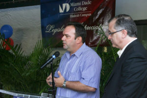 Eddy Gonzalez, Esteban Bovo, AB