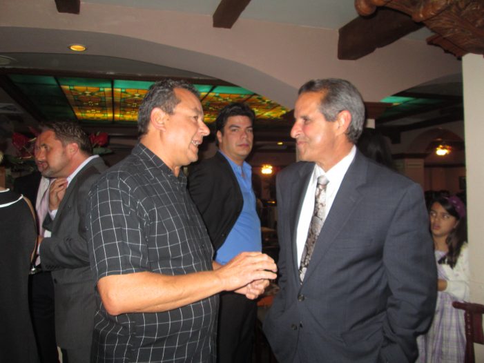 Ex Mayor Manny Diaz backs Rosado, Suarez in Miami races
