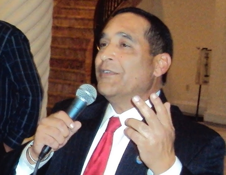 Joe Martinez formally announces, claims ‘poll’ position