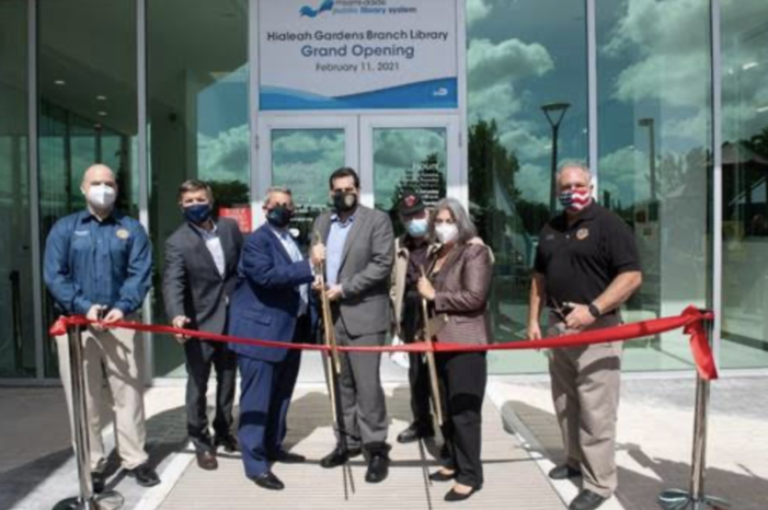 Miami-Dade opens new, $5 million library in Hialeah Gardens park