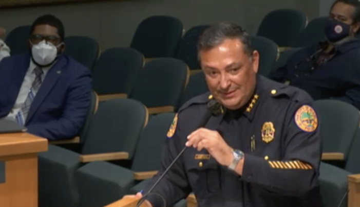 Miami Police Chief under political fire for selfies, ‘Cuban mafia’ comment