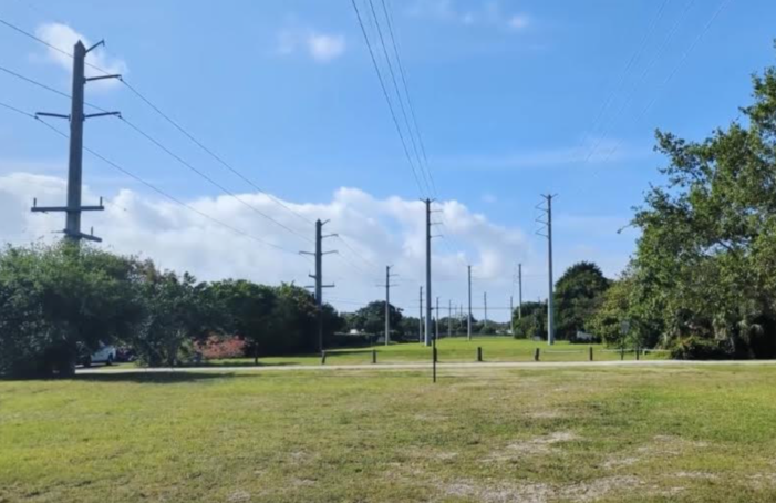 Village of Palmetto Bay could split future park land with adjacent residents