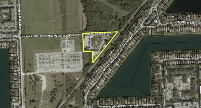Kendall residents oppose early talks for development of waste transfer facility