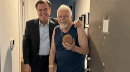 Alex Diaz de la Portilla is knocking, giving out mameys to be Miami mayor