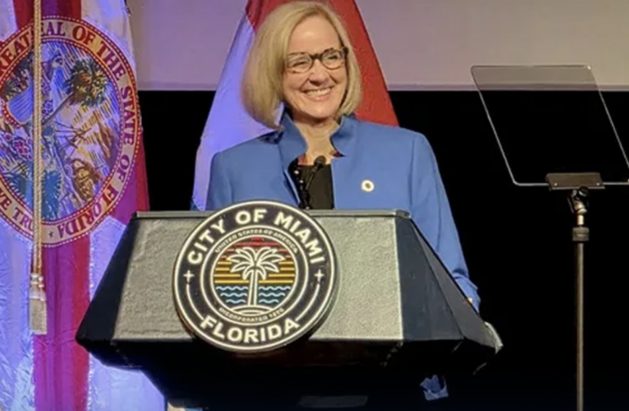 A beautiful beginning: Eileen Higgins sworn in as Miami mayor; now what?