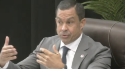 ‘No conflict here’: Coral Gables Mayor Vince Lago votes on ally’s variance