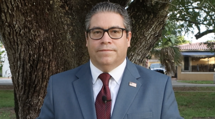 Coral Gables Commissioner Ariel Fernandez leaves dais for a ‘new Cuba’ Coral Gables Commissioner Ariel Fernandez leaves dais for a ‘new Cuba’